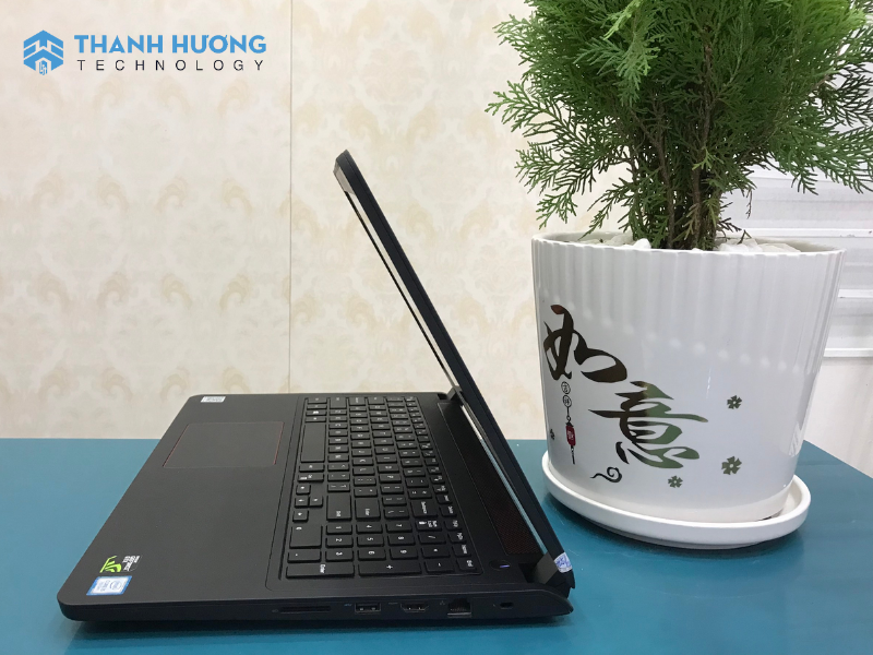 Dell Inspiron 5577 đ&agrave; nẵng