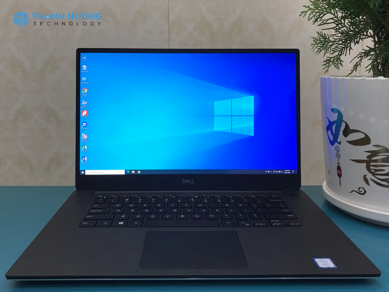 Dell XPS 7590