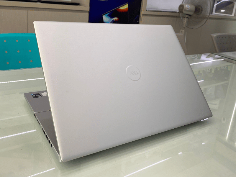 Dell Inspiron 16 Plus 7630