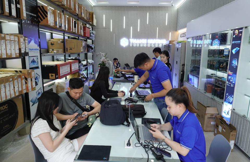 Laptop mới chính hãng và laptop mới nhập khẩu tại Thanh Hương Technology