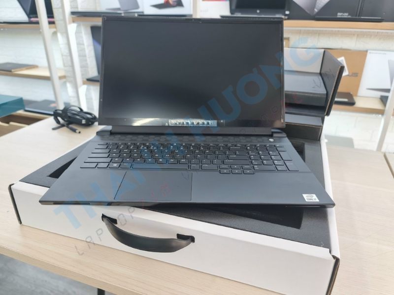 Dell alienware M17 R4