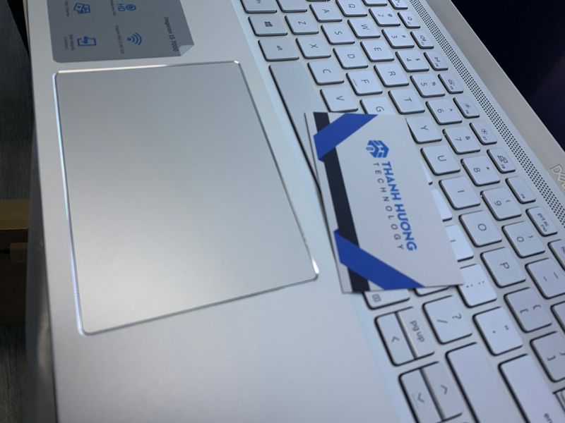 Laptop Dell inspiron 7501 đ&agrave; nẵng