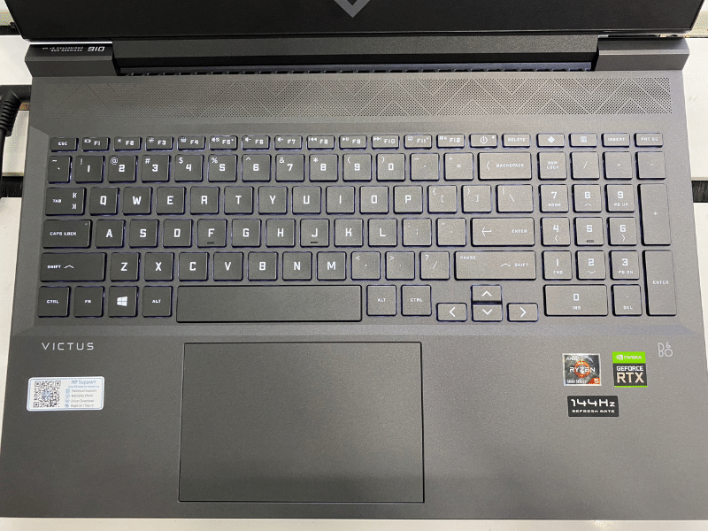 HP VICTUS 16-e0175AX