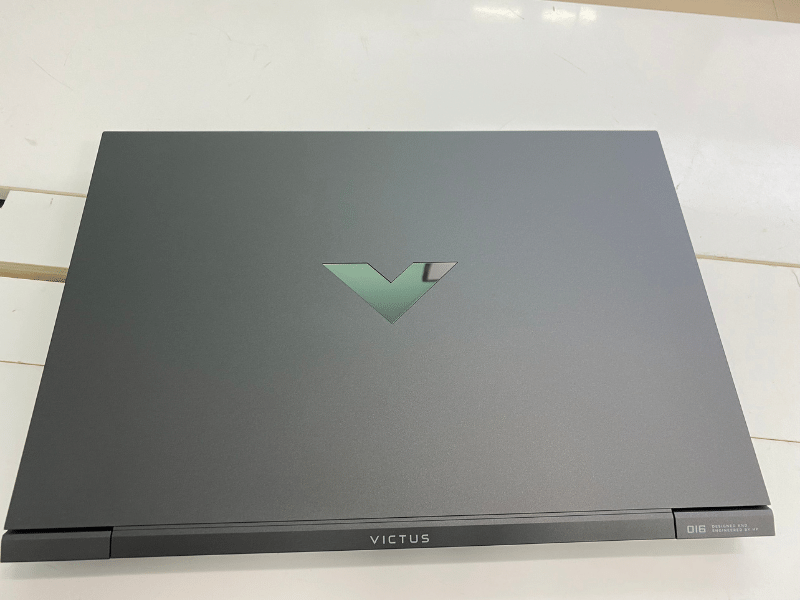 HP VICTUS 16-e0175AX